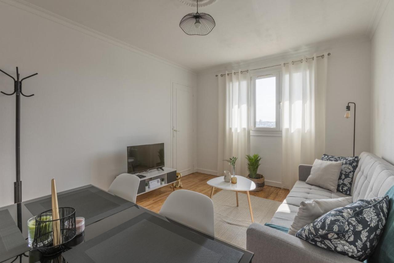 Lacolline-Ponthebert,Com - Appartement Entier Renove -Grand Parking Gratuit, Tout Equipe, Confortable, Netflix Et Amazon Prime Gratuits Et Illimites, Matelas Emma, Lave Linge, Vue Sur La Vallee, Rdc 外观 照片