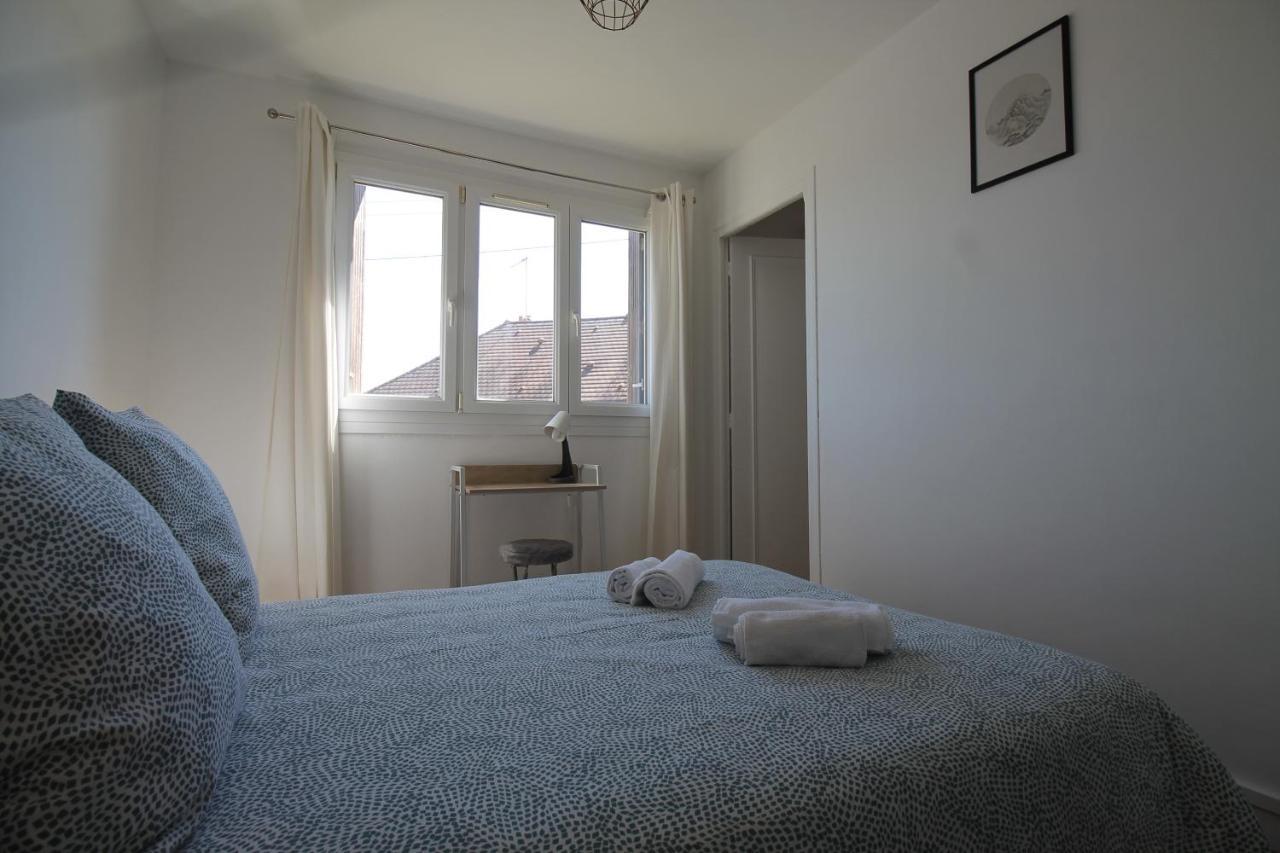 Lacolline-Ponthebert,Com - Appartement Entier Renove -Grand Parking Gratuit, Tout Equipe, Confortable, Netflix Et Amazon Prime Gratuits Et Illimites, Matelas Emma, Lave Linge, Vue Sur La Vallee, Rdc 外观 照片